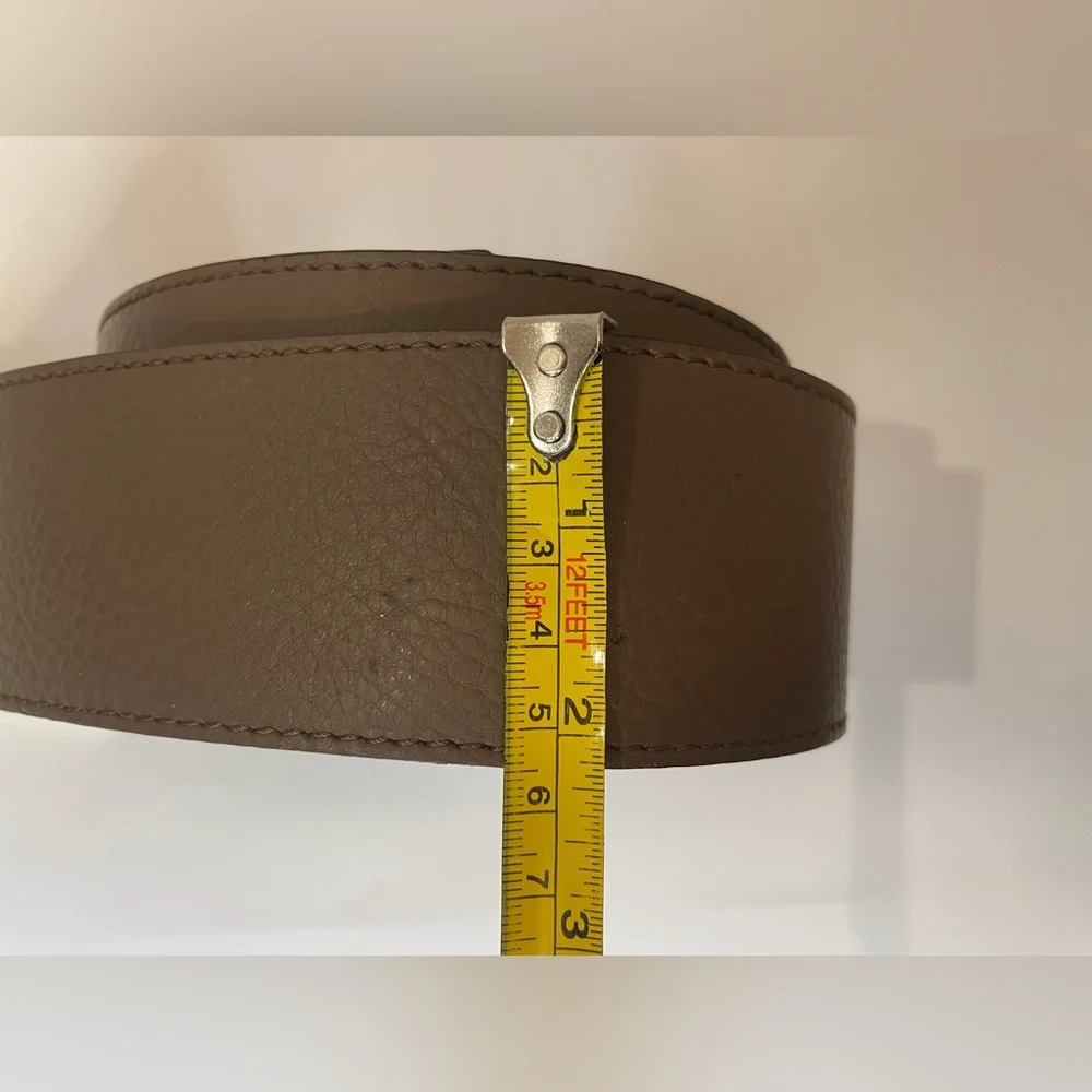Banana Republic Women’s Brown-Green Genuine Leather Belt Size M‎